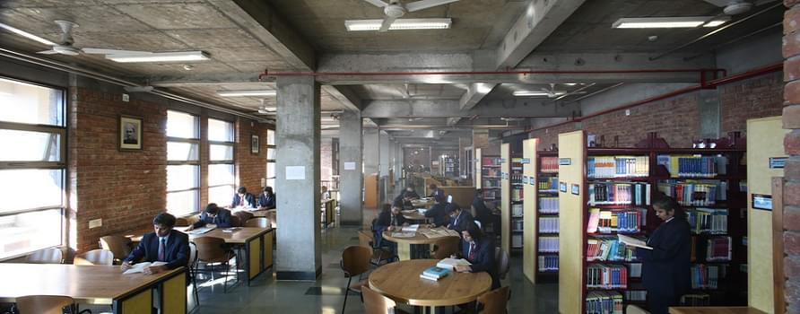 JUIT Solan Library photo 3